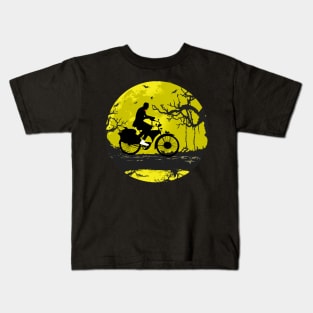 Pee wee Ride bike in the dark night Kids T-Shirt